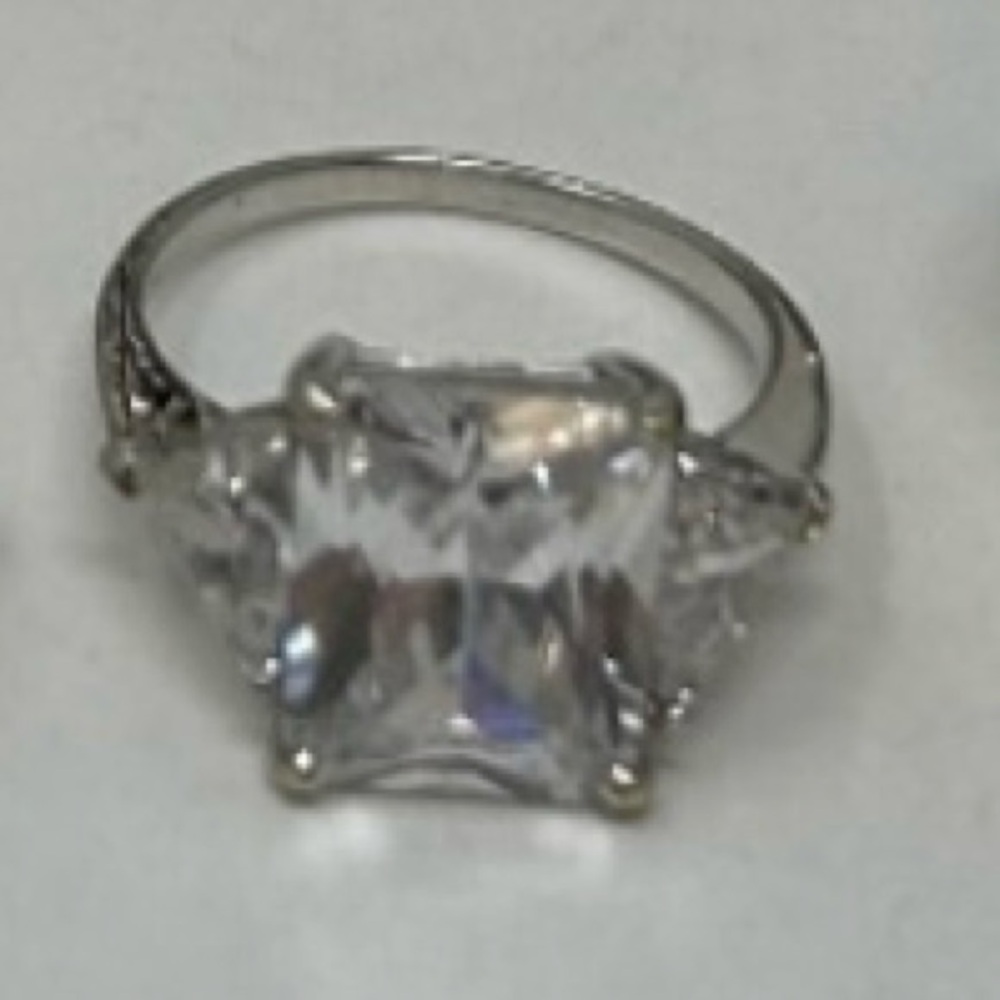 Statement-Making Rings Designer Style Ring - image 2